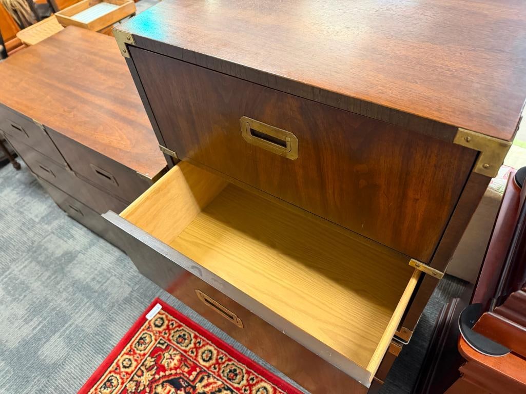 PAIR OF LANE FURNITURE VINTAGE CAMPAIGN STYLE CHEST NIGHTSTANDS / END TABLES - 12
