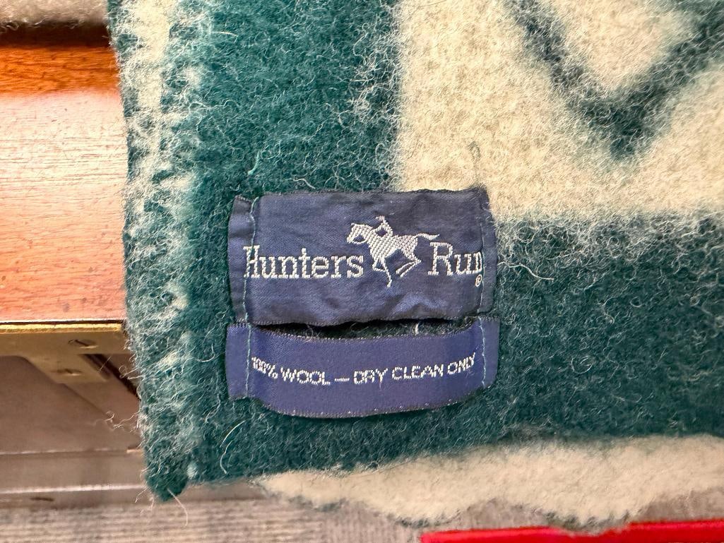 VINTAGE HUNTER'S RUN 100% WOOL EQUESTRIAN / WESTERN THEMED TWO-TONE BLANKET - 3