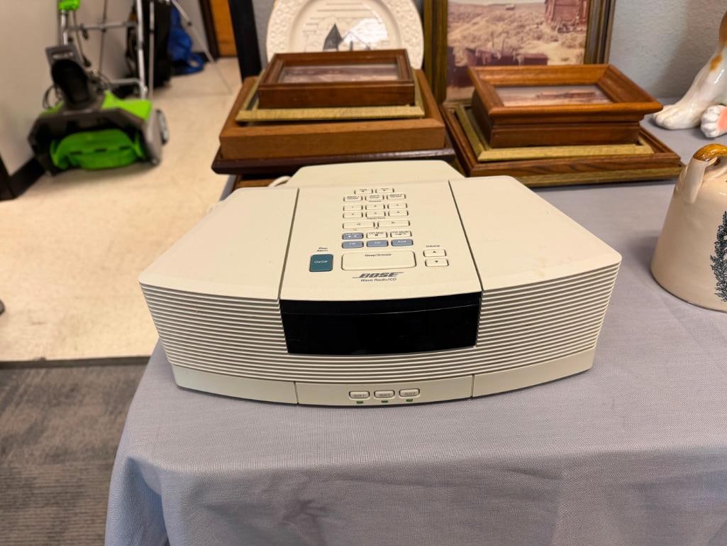 BOSE WAVE RADIO / CD PLAYER MODEL AWACCQ - 2