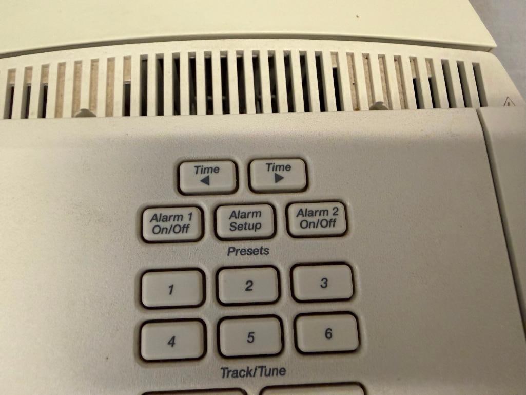 BOSE WAVE RADIO / CD PLAYER MODEL AWACCQ - 5