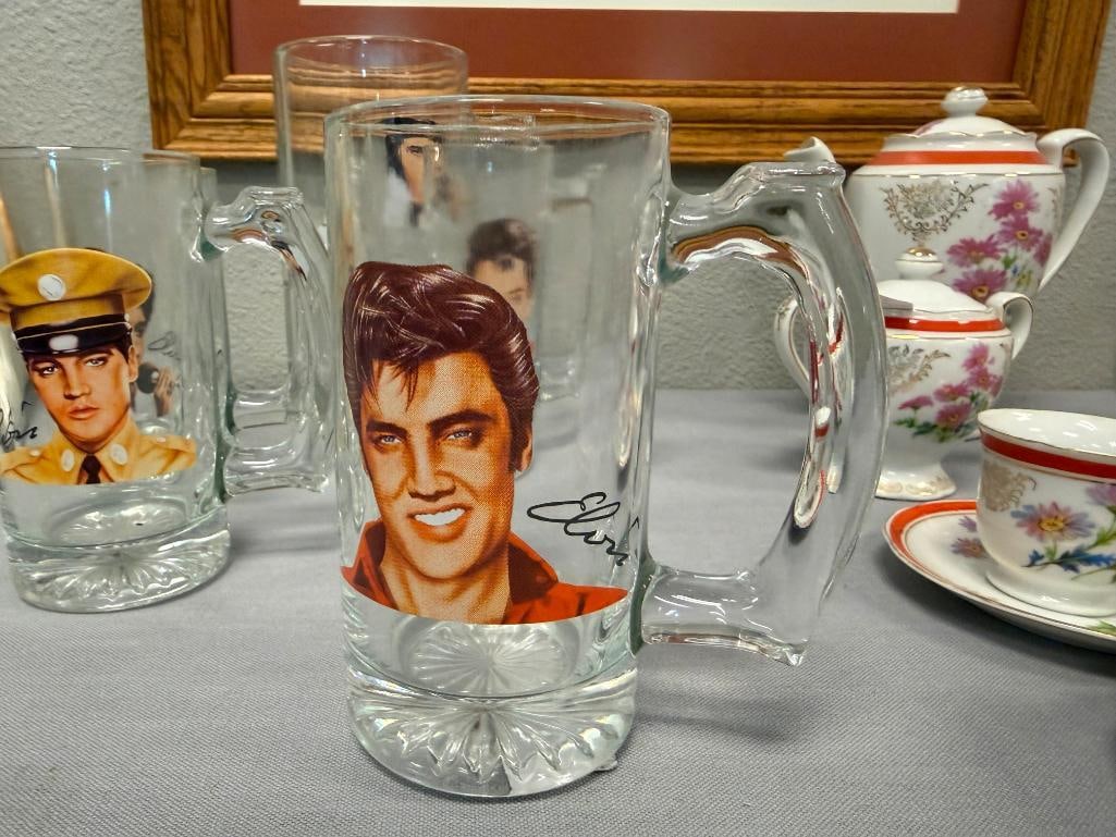 ELVIS PRESLEY KING OF ROCK 'N ROLL PORTRAIT TRANSFER DECORATED GLASS MUGS - 3