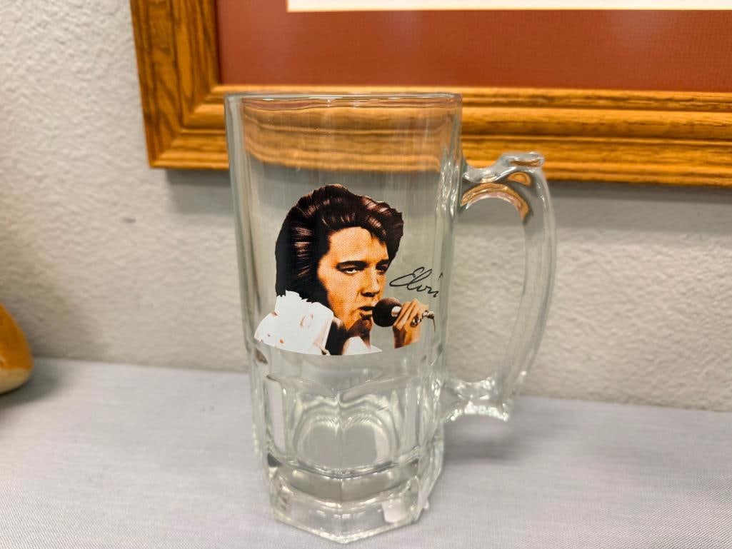 ELVIS PRESLEY KING OF ROCK 'N ROLL PORTRAIT TRANSFER DECORATED GLASS MUGS - 9