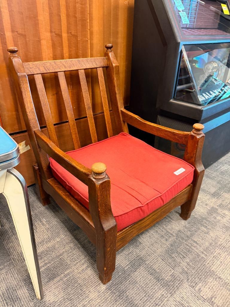 ANTIQUE STYLIZED MISSION OVERSIZE CHAIR WITH SLAT BACK SOLID OAK - 2