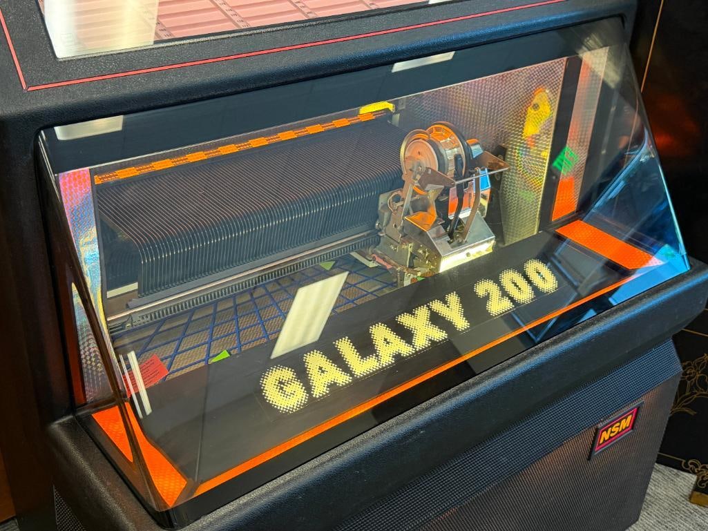 CIRCA 1980'S NSM GALAXY 200 COIN-OPERATED JUKE BOX DESIGNED TO HOLD 100 CDS NO. 35200714 - 4