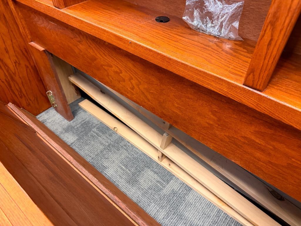 SOLID OAK FULL SIZE BOOKCASE SLEIGH BED - 7