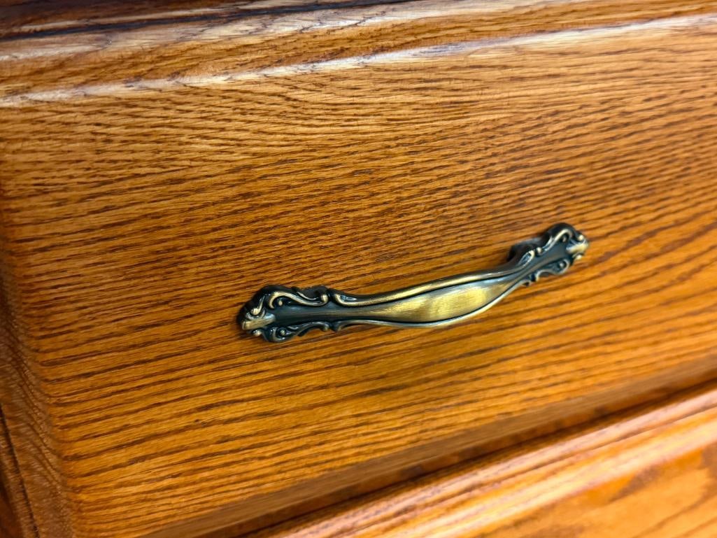 OAK NINE DRAWER DRESSER WITH ATTACHED MIRROR - 8