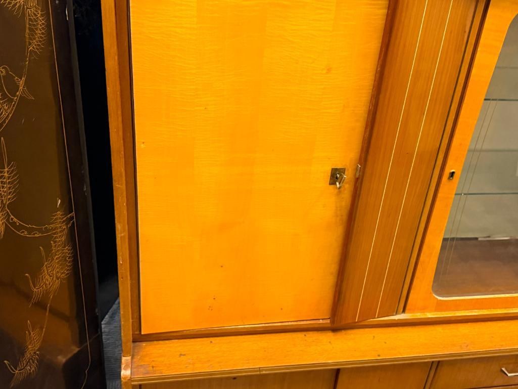 ART DECO PERIOD WALNUT AND MAPLE VINTAGE TWO PIECE CABINET - 3