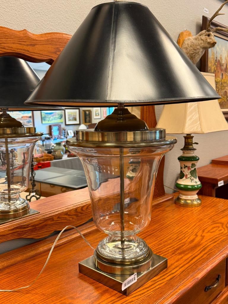 LARGE CLASSICAL GLASS AND METAL URN TABLE LAMP - 6