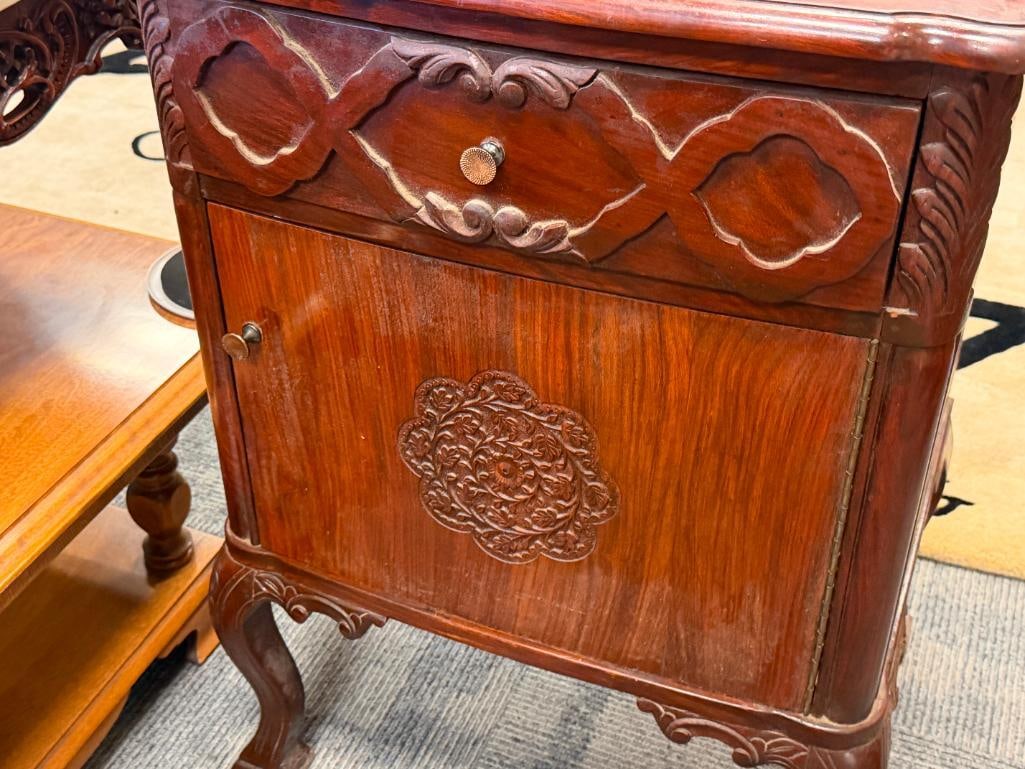 VINTAGE MAHOGANY OCCASIONAL CABINET / SIDE TABLE - 3