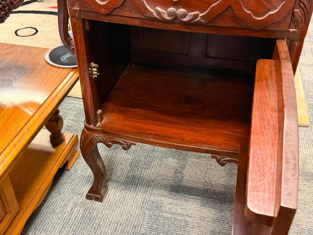 VINTAGE MAHOGANY OCCASIONAL CABINET / SIDE TABLE - 7