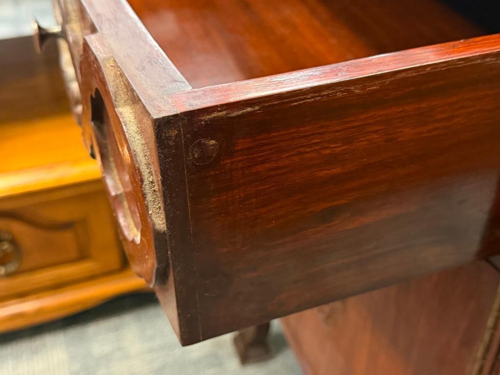 VINTAGE MAHOGANY OCCASIONAL CABINET / SIDE TABLE - 9