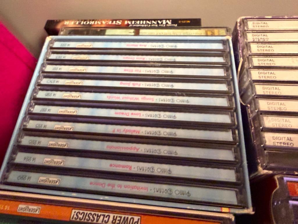 COLLECTION OF CLASSICAL CDS FEATURING MORE THAN 100 CDS AS WELL AS A CASE FILLED WITH MORE MODERN... - 8