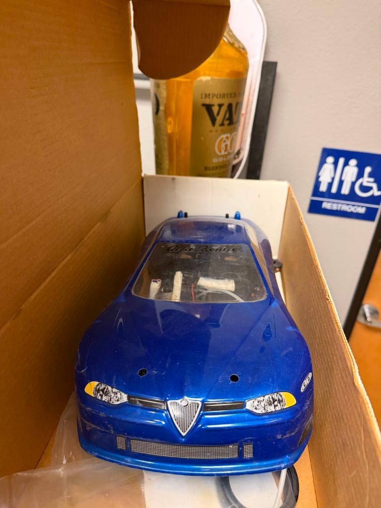 TEAM ASSOCIATED AE TC3 RACER KIT #3012 ALFA ROMEO RC CAR - 10
