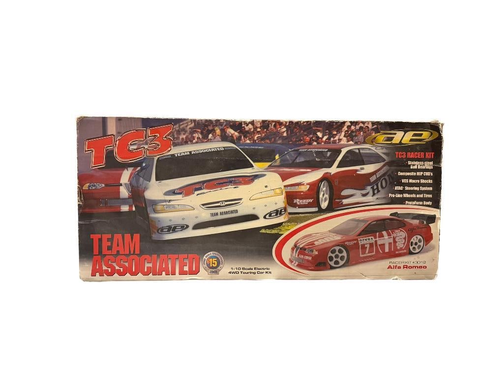 TEAM ASSOCIATED AE TC3 RACER KIT #3012 ALFA ROMEO RC CAR: 4WD TOURING CAR KIT, 1:10 SCALE, FAIR CONDITION
