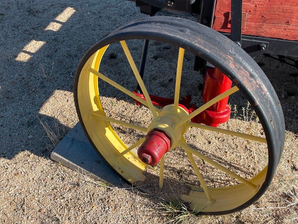 ANTIQUE HORSE-DRAWN MANURE SPREADER EARLY FARMING IMPLEMENT - 10