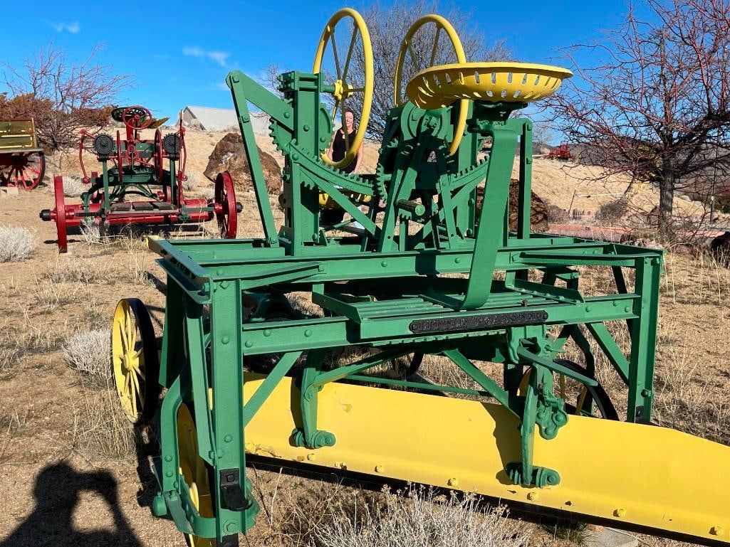 ANTIQUE J.D. ADAMS & CO. LITTLE ROADSTER HORSE-DRAWN PULL GRADER - 9