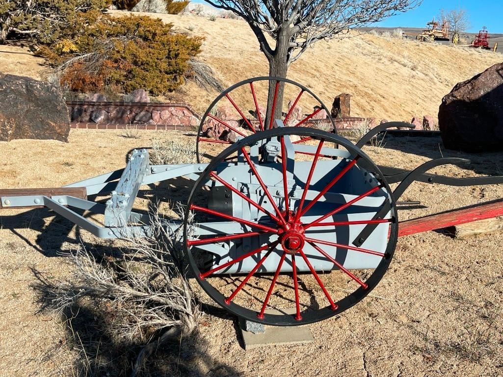 ANTIQUE HORSE-DRAWN AGRICULTURE / FARMING IMPLEMENT CORN STALK CUTTER / PAN SCAPER - 2