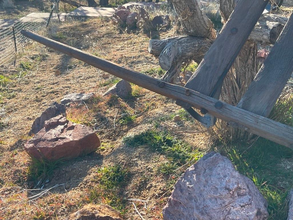 ANTIQUE WOOD AND IRON WHEEL BARROW / MATERIAL HANDLER - 6