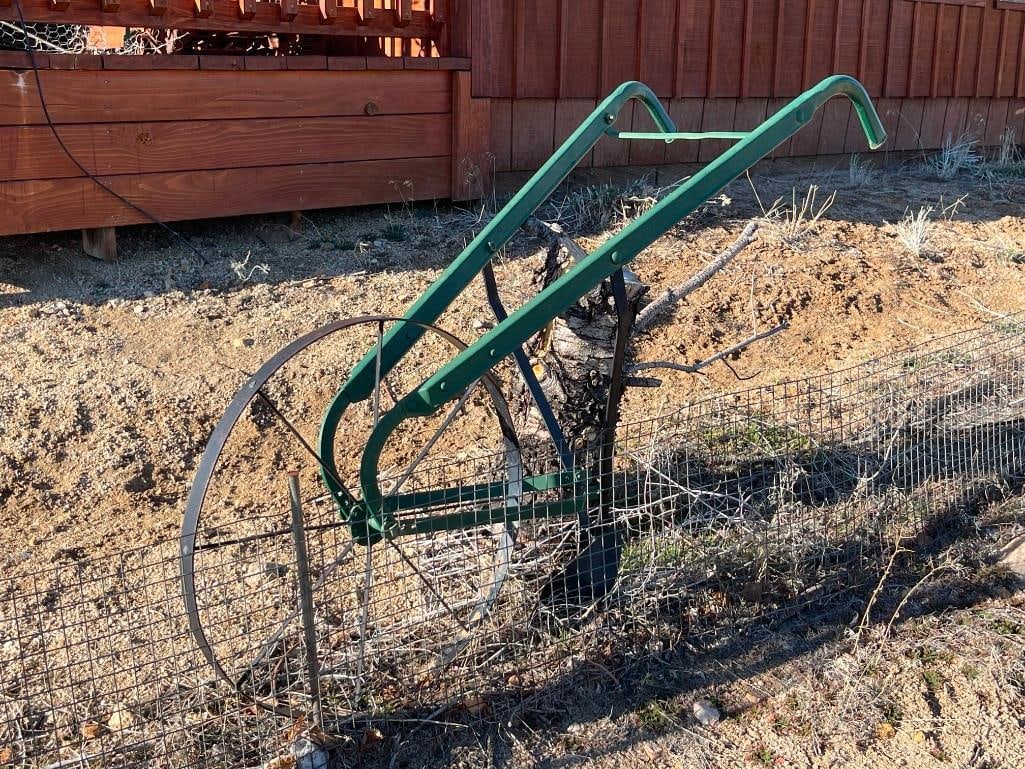 EARLY 20TH CENTURY PUSH BEHIND WALKING HAND PLOW - 3