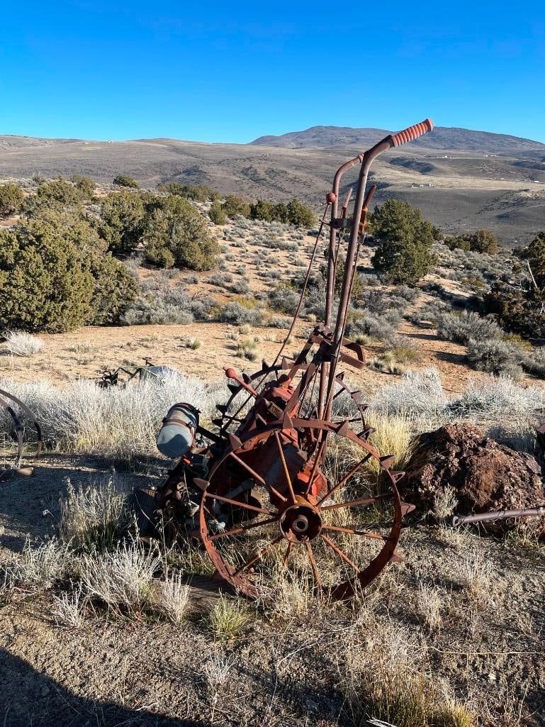 EALRY 20TH CENTURY GAS POWERED PLOW AGRICULTURE IMPLEMENT (1 of 13)