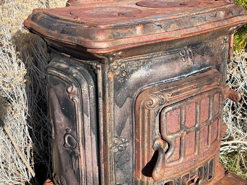 ANTIQUE CAST IRON WASHINGTON STOVE WORKS NO. 21 WOOD BURNING STOVE - 5