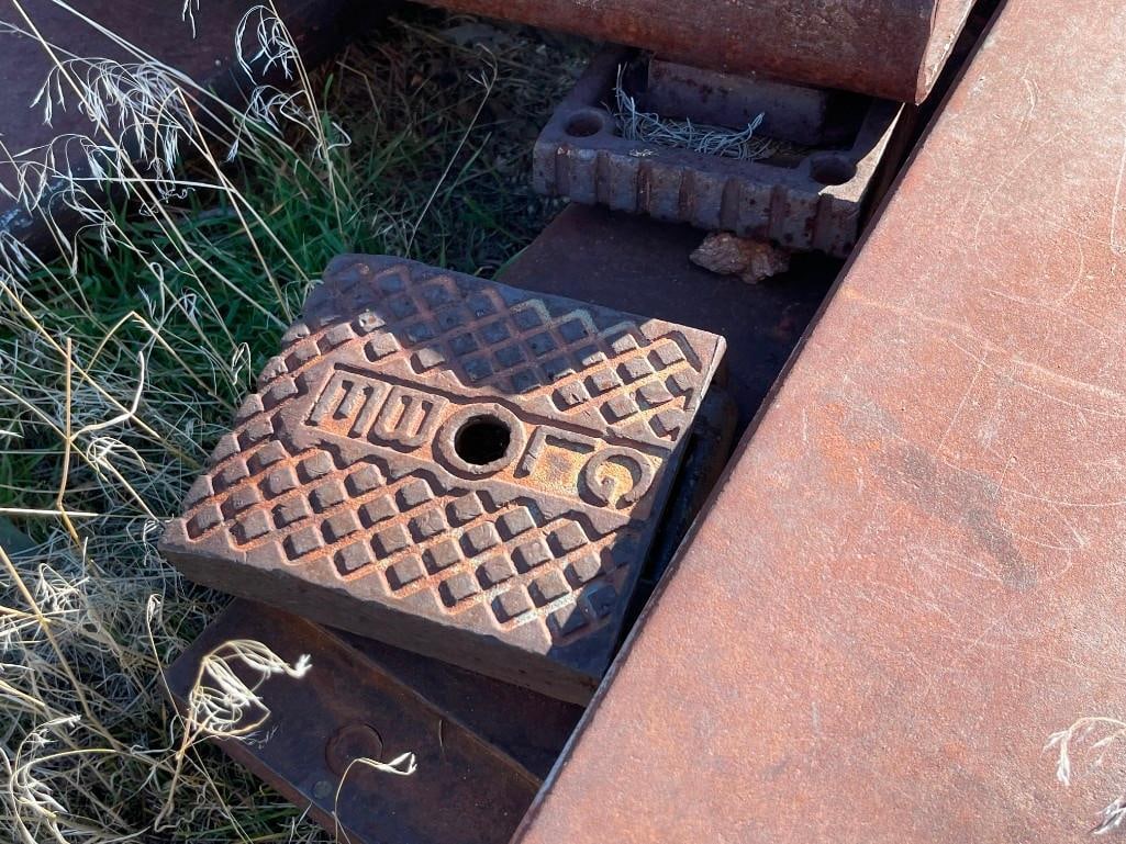 VINTAGE GLOBE FRAME AND BOLSTER PLATES FROM HEAVY DUTY IN GROUND AUTOMOTIVE LIFT SYSTEM - 4