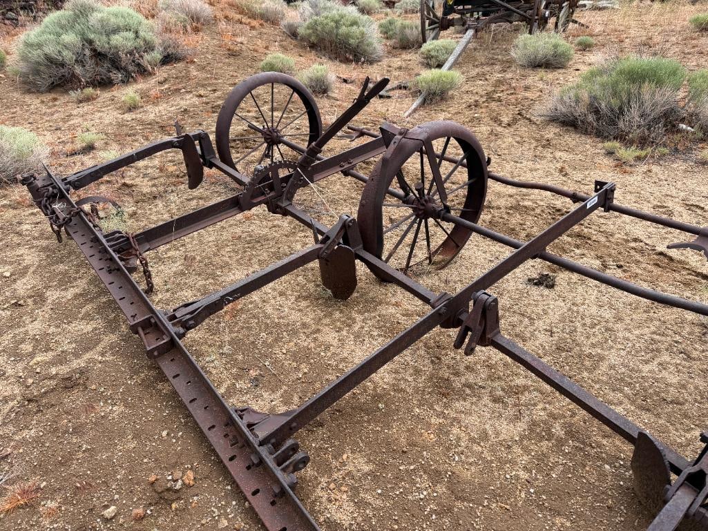 ANTIQUE HORSE DRAWN CULTIVATOR FROM EARLY 20TH CENTURY - 4