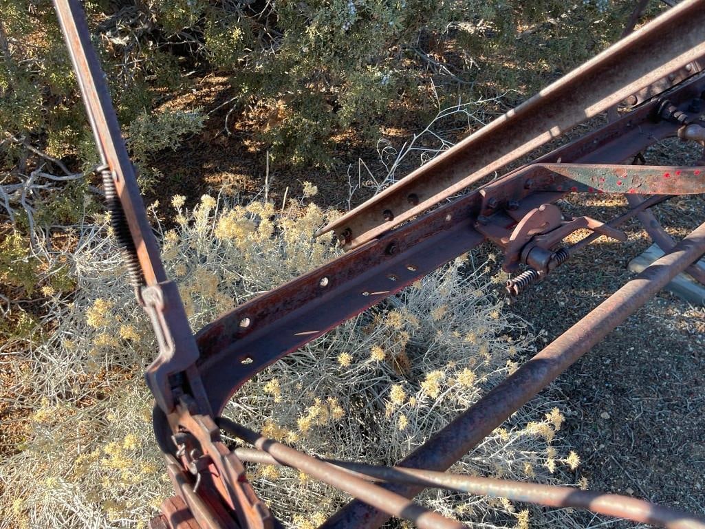 ANTIQUE TRACTOR DRAWN FARMING IMPLEMENT HAY RAKE - 11