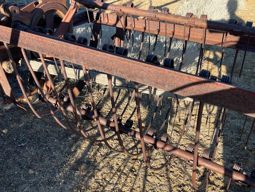 ANTIQUE TRACTOR DRAWN FARMING IMPLEMENT HAY RAKE - 12