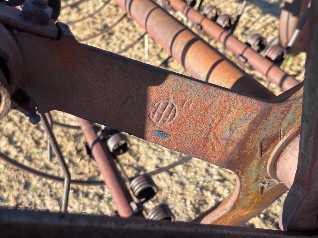 ANTIQUE TRACTOR DRAWN FARMING IMPLEMENT HAY RAKE - 5