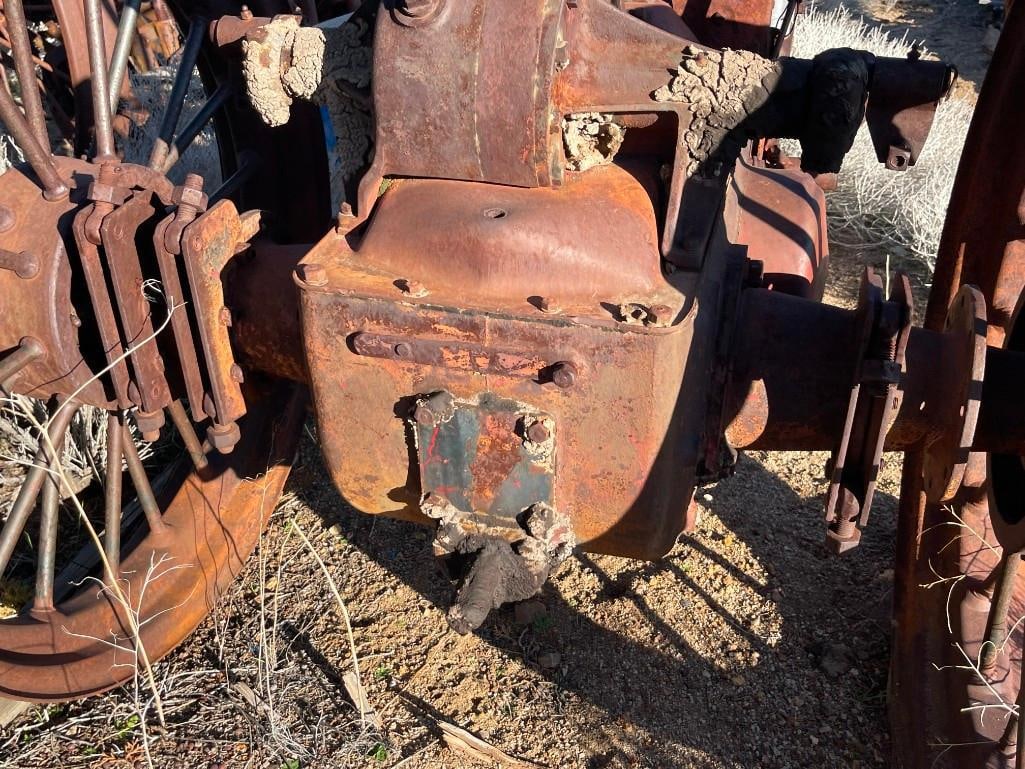 ANTIQUE INTERNATIONAL HARVESTER MCCORMACK DEERING MODEL F-12 TRACTOR - 11