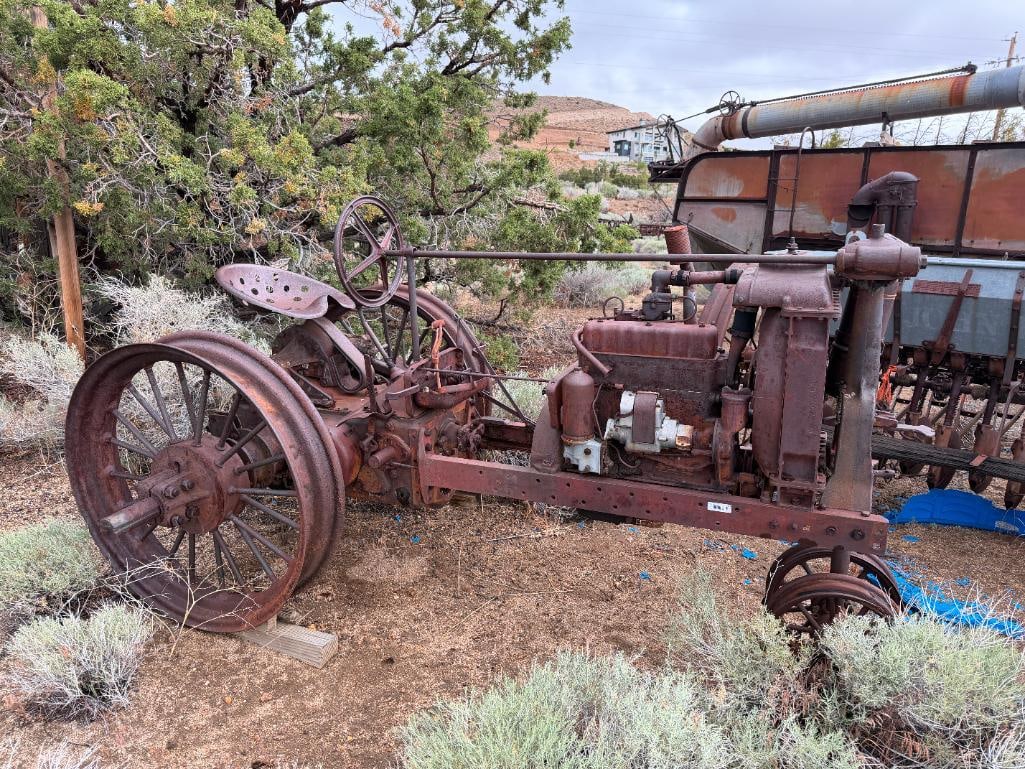 ANTIQUE INTERNATIONAL HARVESTER MCCORMACK DEERING MODEL F-12 TRACTOR - 19