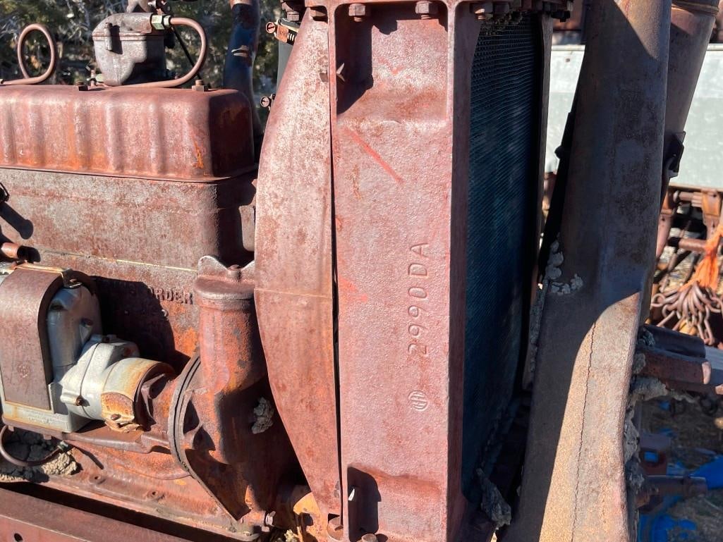 ANTIQUE INTERNATIONAL HARVESTER MCCORMACK DEERING MODEL F-12 TRACTOR - 4
