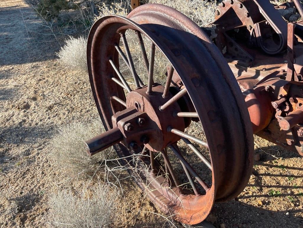 ANTIQUE INTERNATIONAL HARVESTER MCCORMACK DEERING MODEL F-12 TRACTOR - 8
