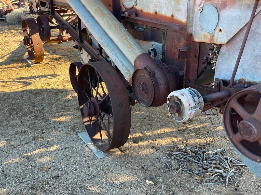 ANTIQUE FARMING IMPLEMENT THRESHING MACHINE - 18