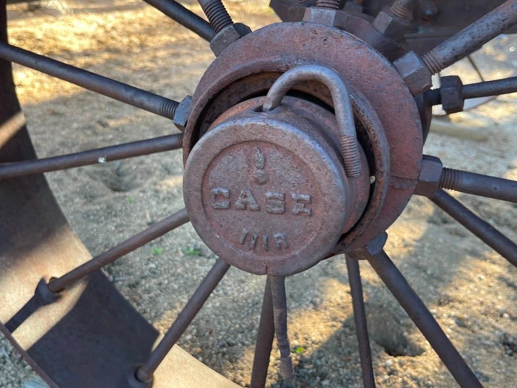ANTIQUE FARMING IMPLEMENT THRESHING MACHINE - 19