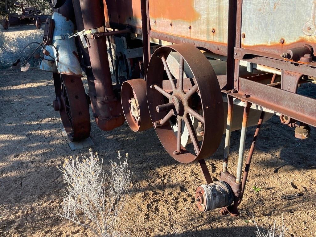 ANTIQUE FARMING IMPLEMENT THRESHING MACHINE - 7