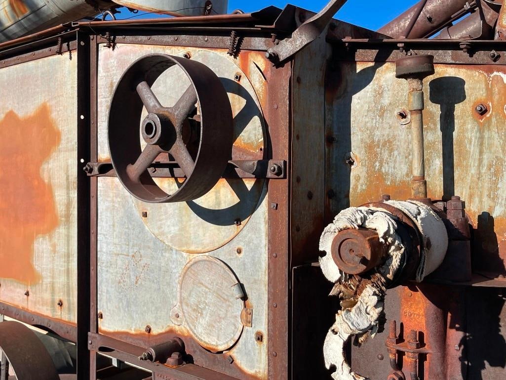 ANTIQUE FARMING IMPLEMENT THRESHING MACHINE - 8