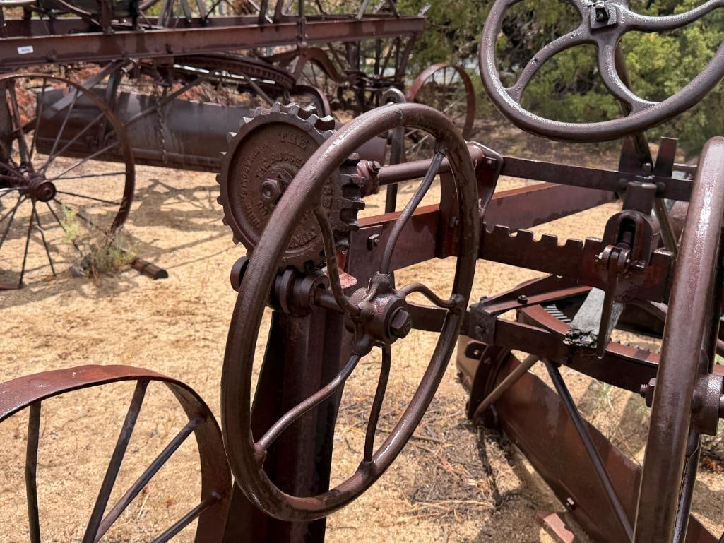 ANTIQUE THE RUSSELL GRADER MFG. CO. THE RUSSELL JUNIOR ROAD GRADER MADE IN MINNEAPOLOIS, MINNESOTA - 7