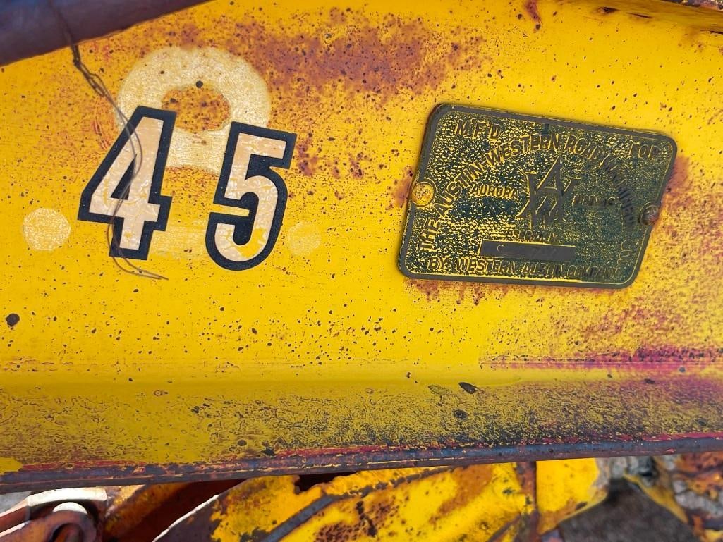 VINTAGE TRACTOR DRAWN ROAD GRADER THE AUSTIN WESTERN ROAD MACHINERY CO. - 18