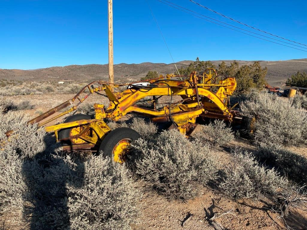 VINTAGE TRACTOR DRAWN ROAD GRADER THE AUSTIN WESTERN ROAD MACHINERY CO. (1 of 20)