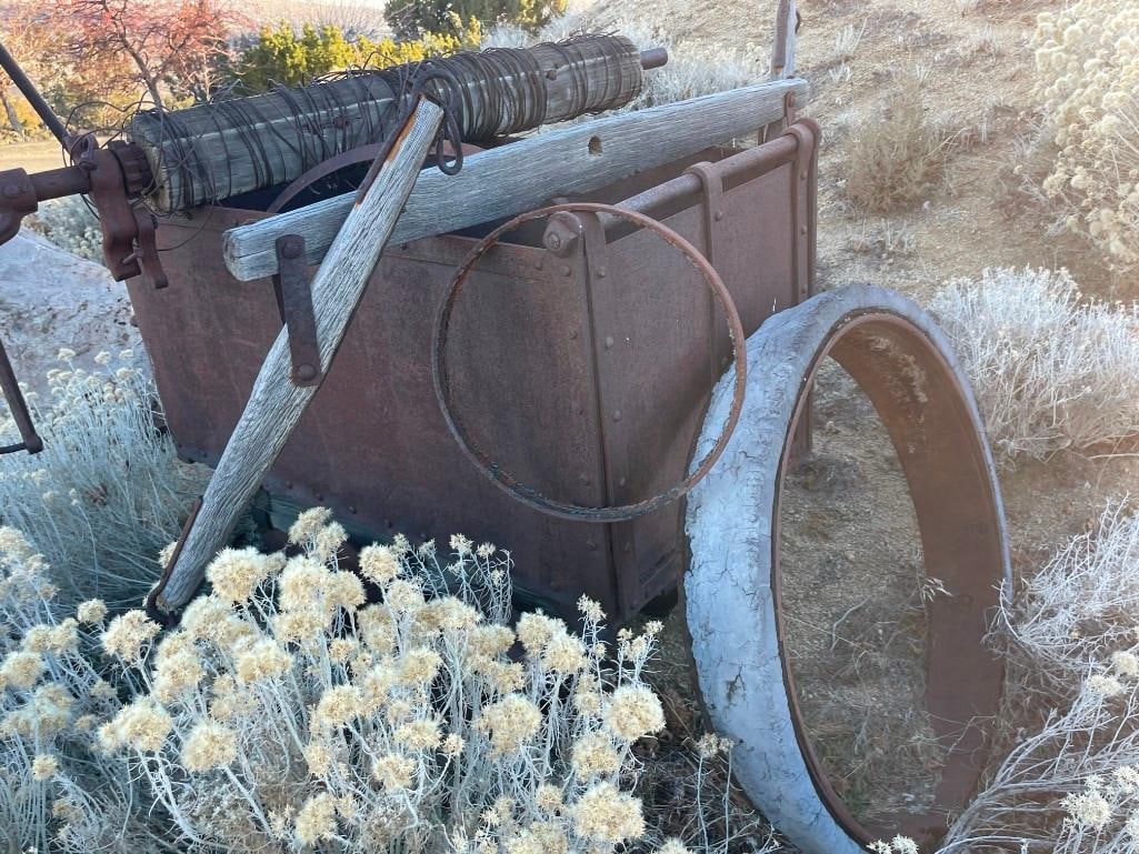 ANTIQUE MINING CART AND ACCESORIES - 4