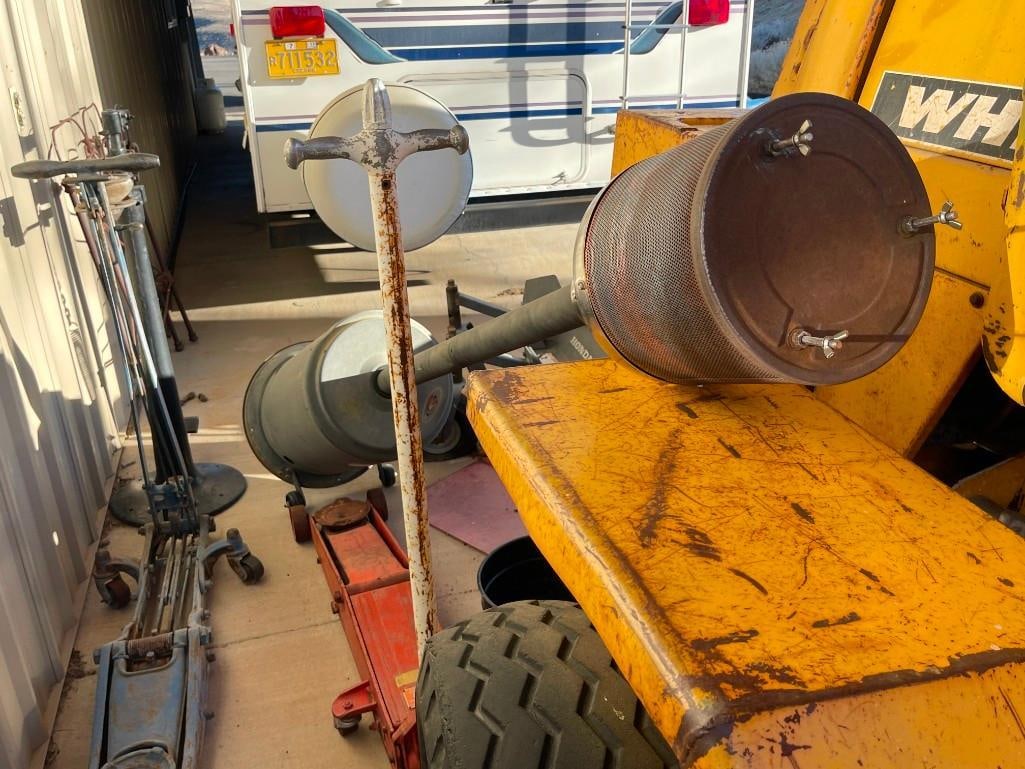 VINTAGE WHITE MOTOR CORPORATION 2-63-FL FORKLIFT - 20