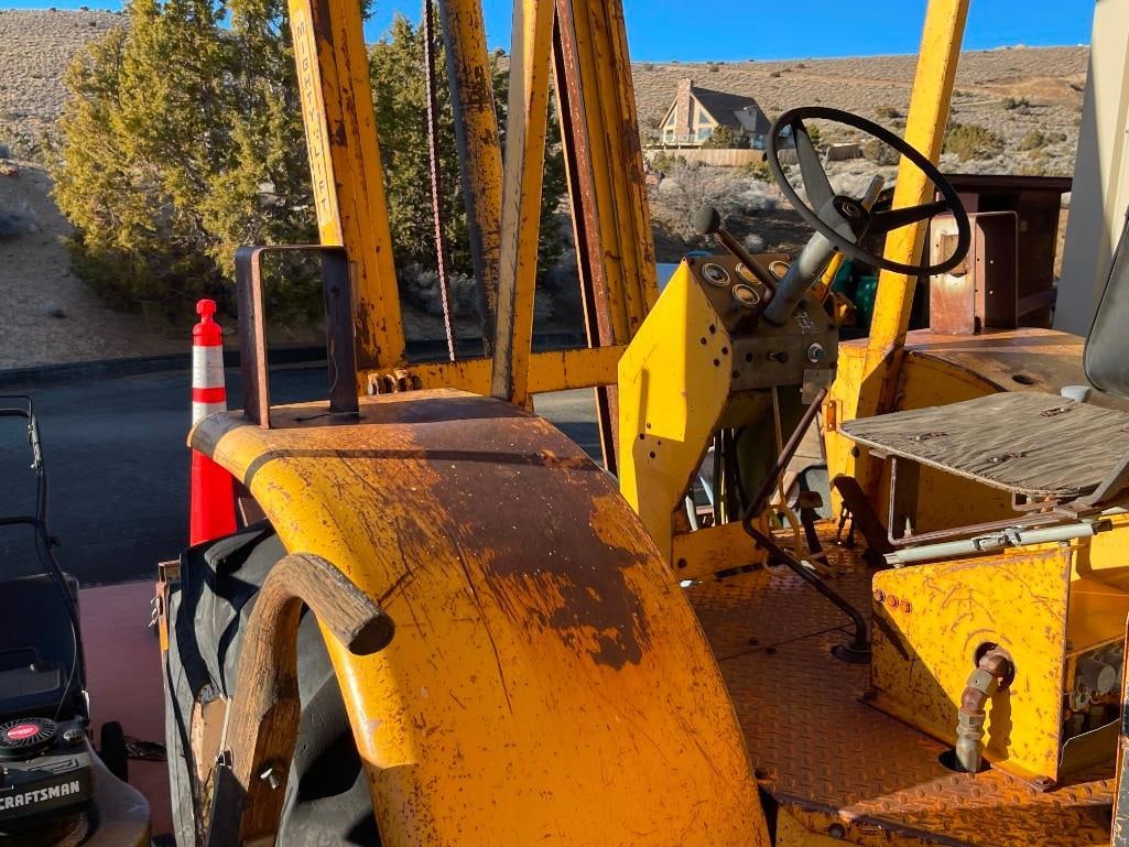 VINTAGE WHITE MOTOR CORPORATION 2-63-FL FORKLIFT - 7