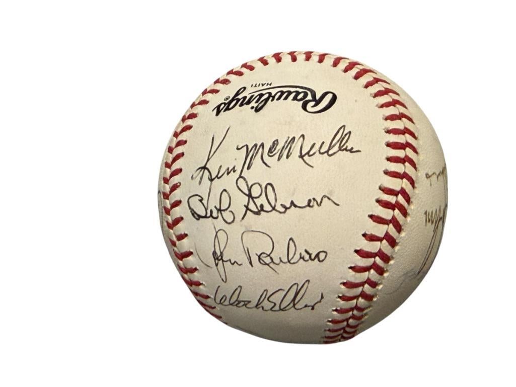 SIGNED / AUTOGRAPHED BASEBALL BY CURT FLOOD, KEN MCMULLEN, BOB GIBSON, ETC. (1 of 6)