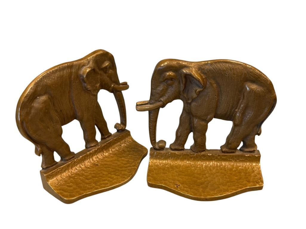 PAIR OF EARLY 20TH CENTURY SOLID BRONZE ELEPHANT ANIMAL BOOKENDS CIRCA 1940'S (1 of 6)
