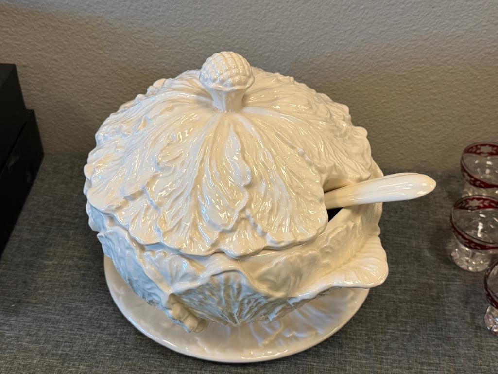 1978 WHITTIER POTTERY WHITE CABBAGE SOUP TUREEN WITH BOTTOM PLATE AND LADDLE - 2