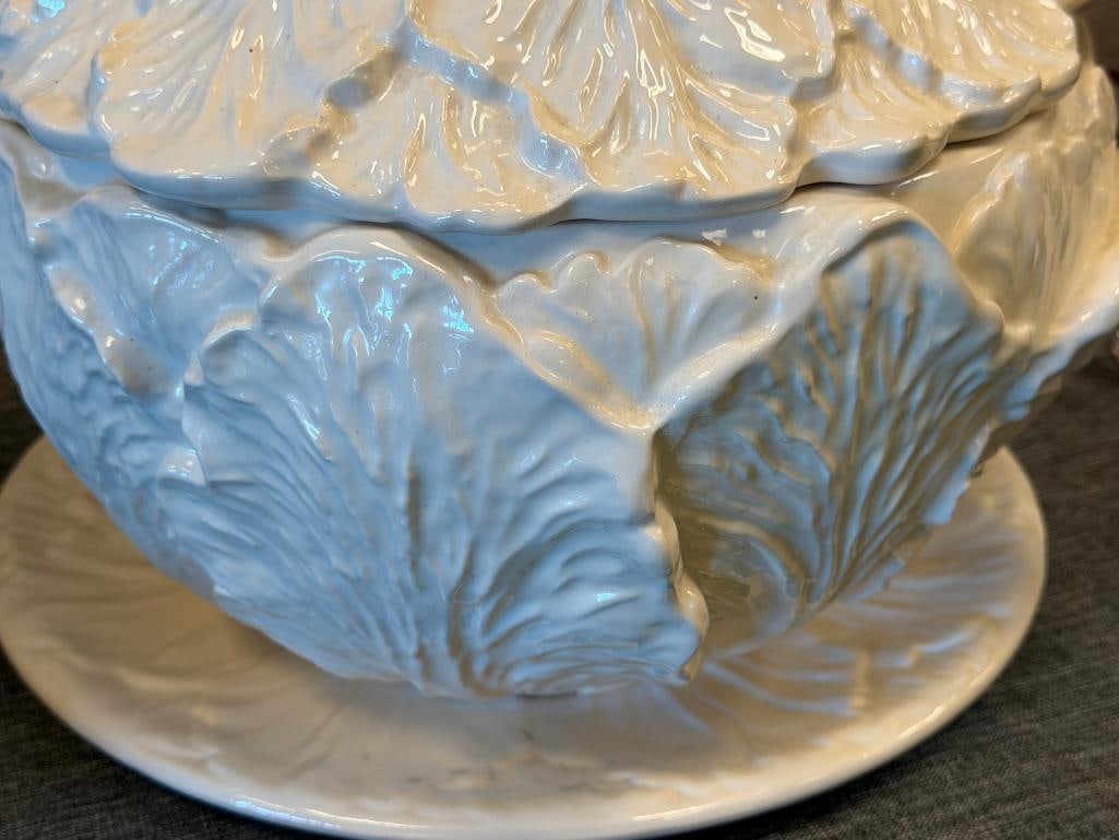 1978 WHITTIER POTTERY WHITE CABBAGE SOUP TUREEN WITH BOTTOM PLATE AND LADDLE - 4