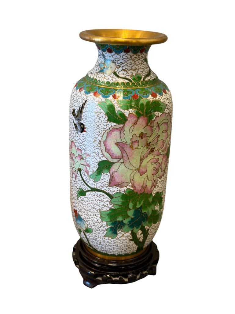TALL CYLINDRICAL CLOISONNE ENAMELED VASE: TRADITIONAL FLORAL AND BIRD DESIGN WITH CLOUD BACKGROUND, INCLUDES LACQUERED ROUND WOODEN BASE 10 1/2" H