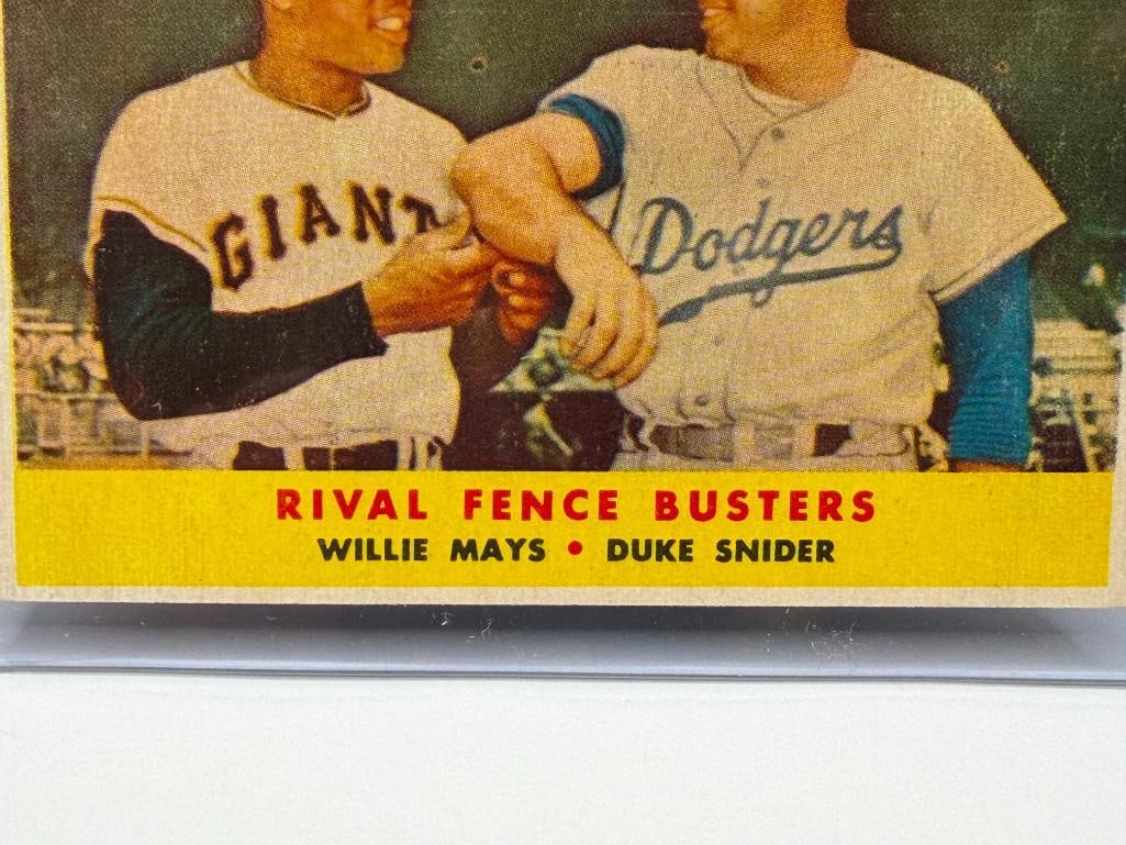 1958 TOPPS # 436 WILLIE MAYS DUKE SNIDER RIVAL FENCE BUSTERS BASEBALL CARD - 3